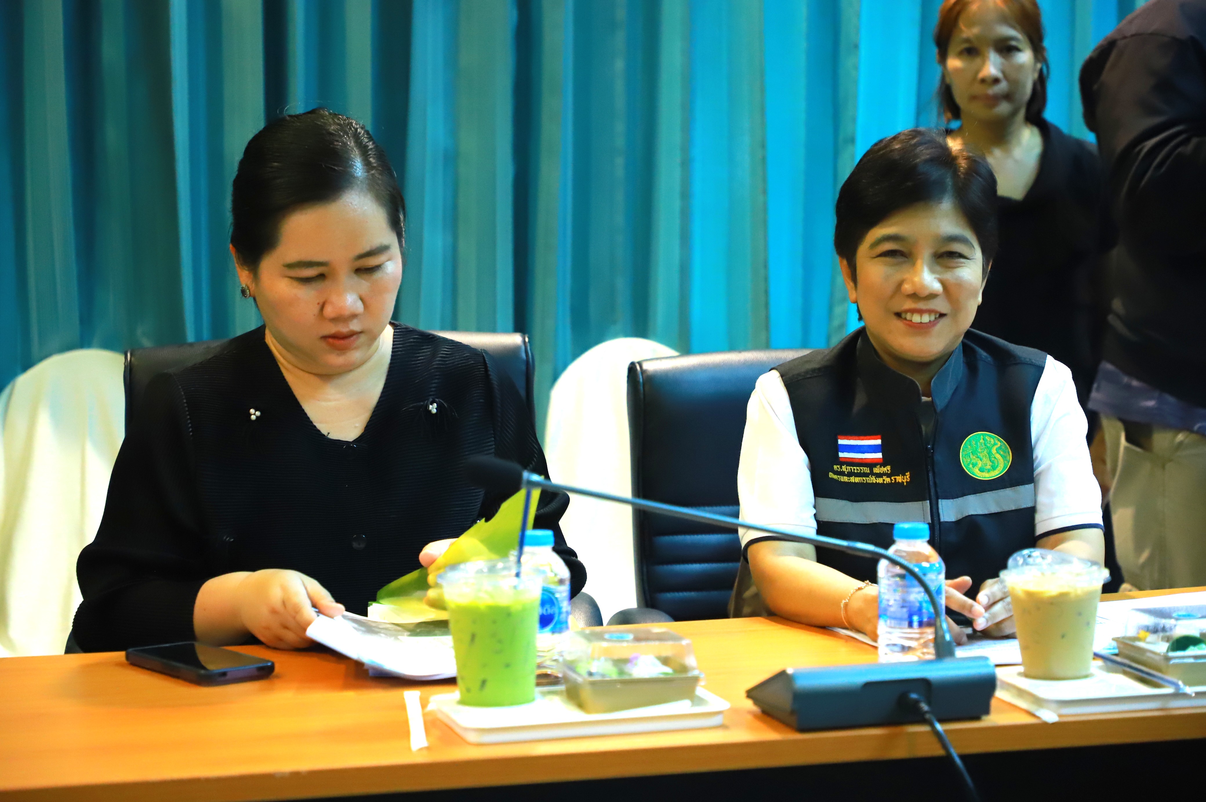 title - ส.ป.ก. ร่วมประชุมคณะทำงานที่ 3 เดินหน้าปั้น “รางบัวโมเดล” สู่ต้นแบบเมืองเกษตรนวัตกรรมครบวงจร พร้อมลุยพื้นที่รับฟังปัญหาเกษตรกรราชบุรี